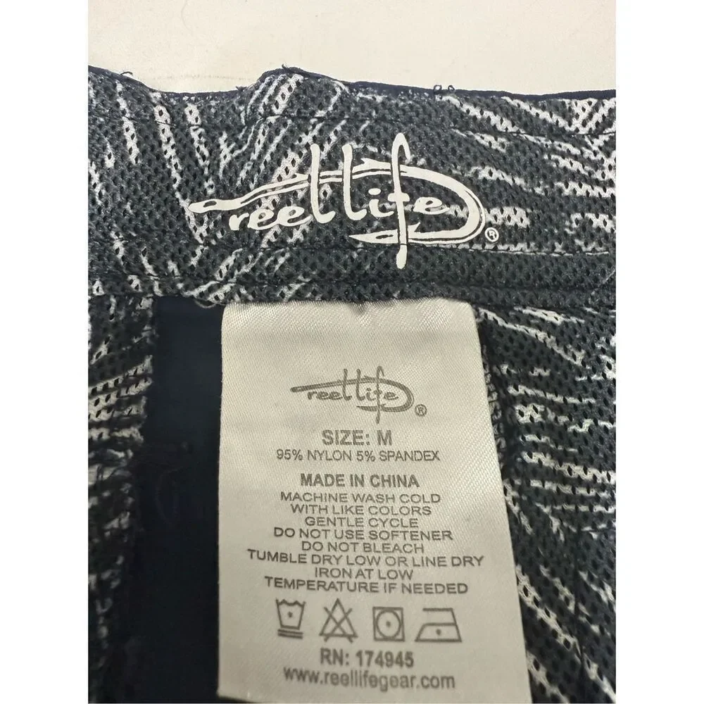 Reel Life Men's Size M Blue Cargo  Fishing Shorts